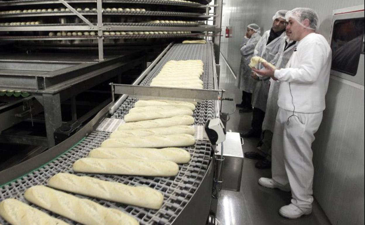 Mercadona deja de hacer pan qué empresas harán ahora el pan para